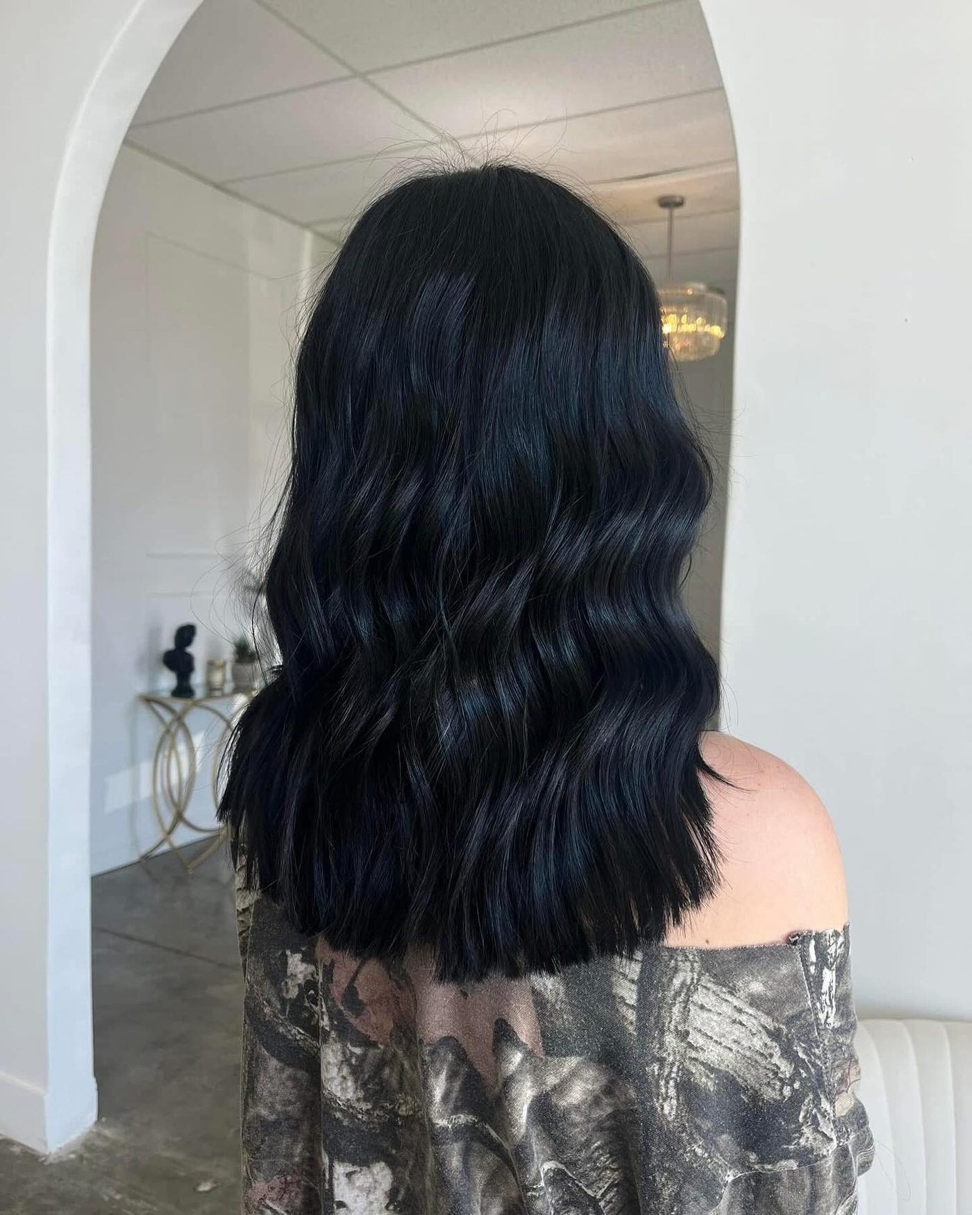 Jet black textured lob