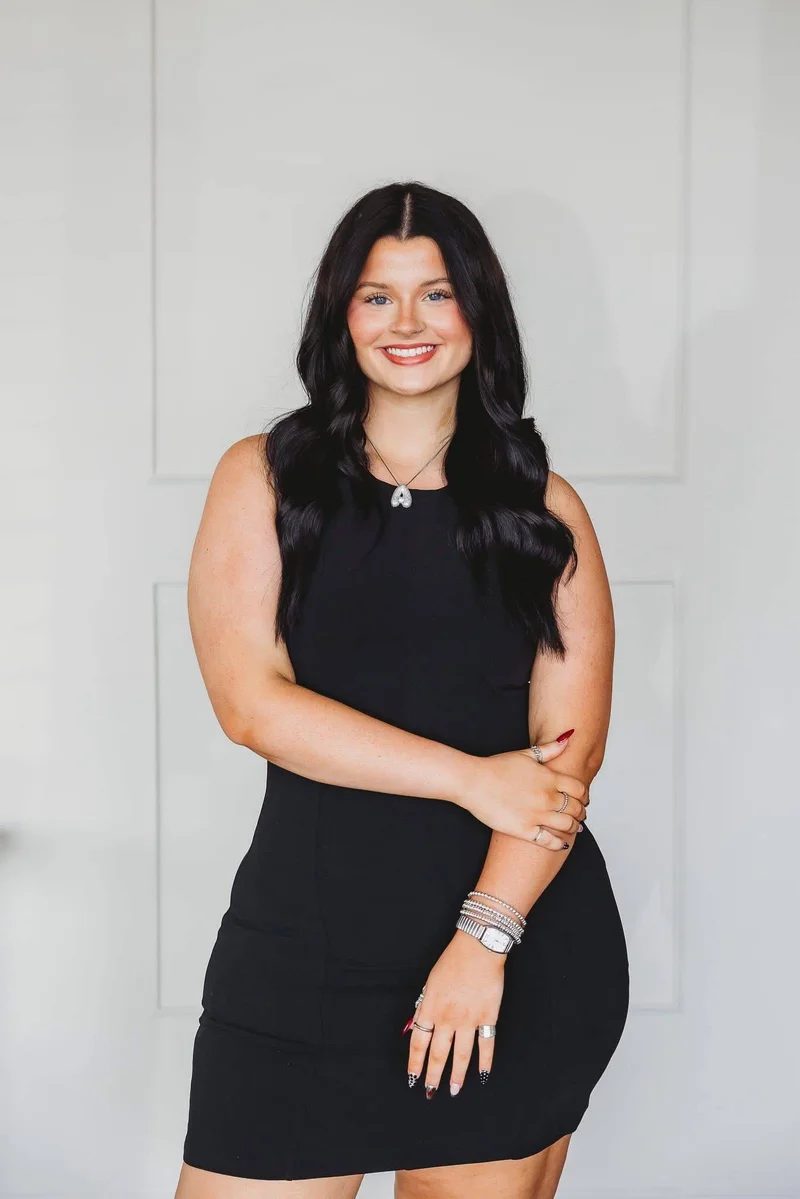AraBelle Ishee, Apprentice Stylist at ADM Hair Studio
